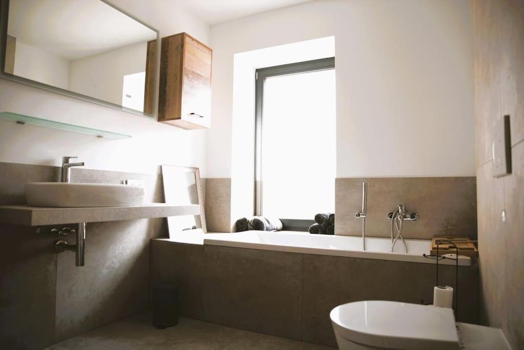 Beautiful Design 2 Bedroom Loft Mertert Ngoại thất bức ảnh